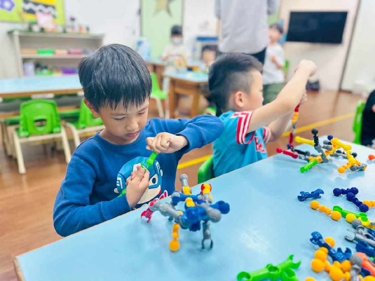 line_album_114.4.29積木-藏鈴_250430_18 line_album_114.4.29積木-藏鈴_250430_18