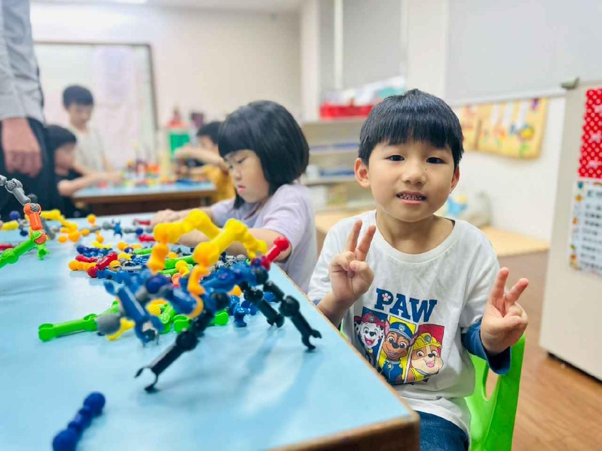 line_album_114.4.29積木-藏鈴_250430_22 line_album_114.4.29積木-藏鈴_250430_22