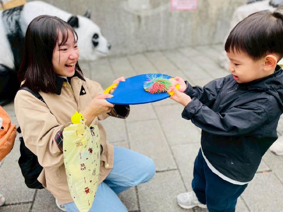 fdc043f5-29d2-48f4-b102-6699cf266478