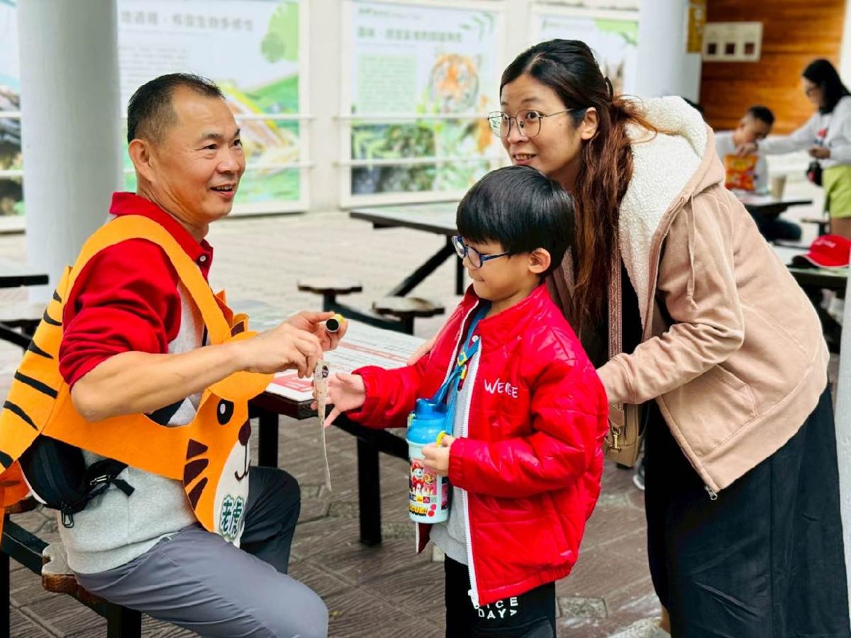 1a447982-cc7f-4240-84da-04e313463520