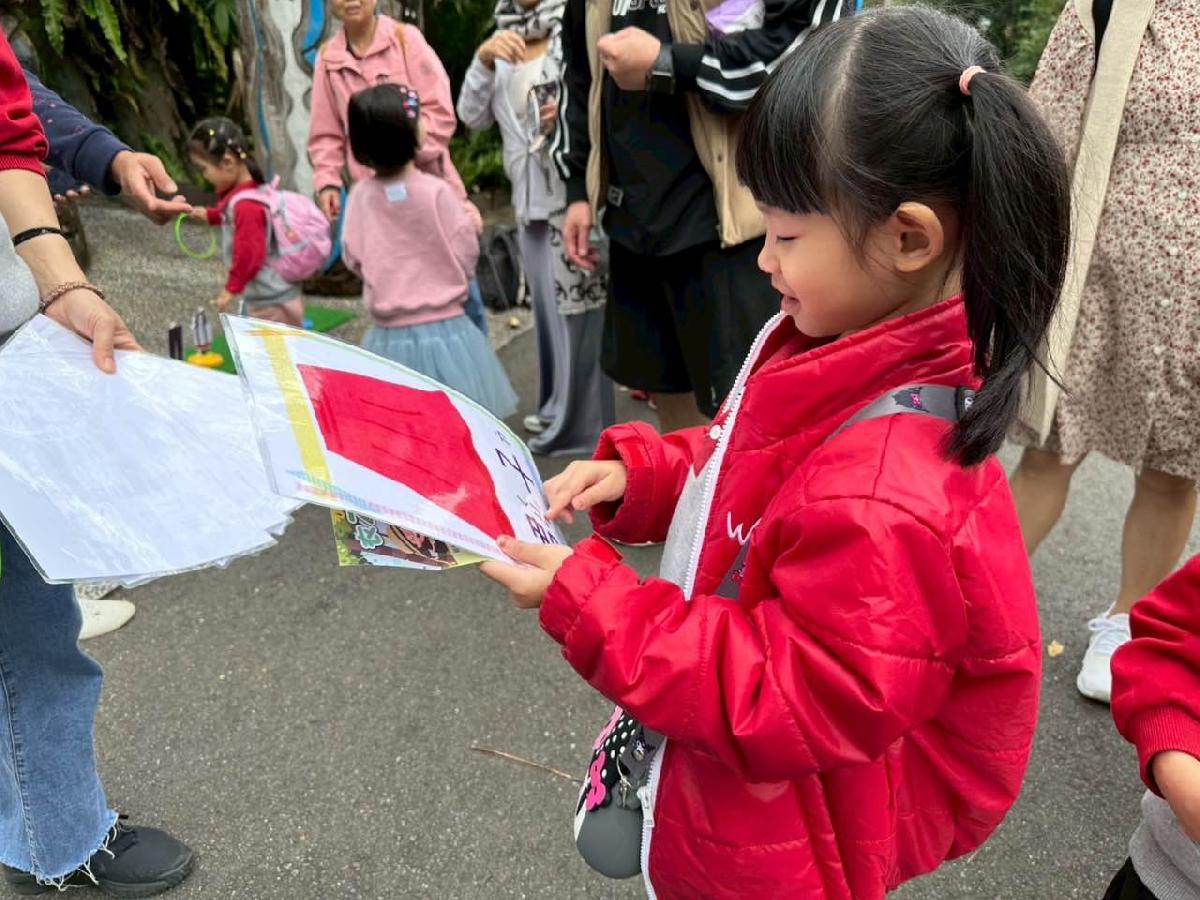 3aadcaf3-8d25-4e47-8f0a-684239e7a62a