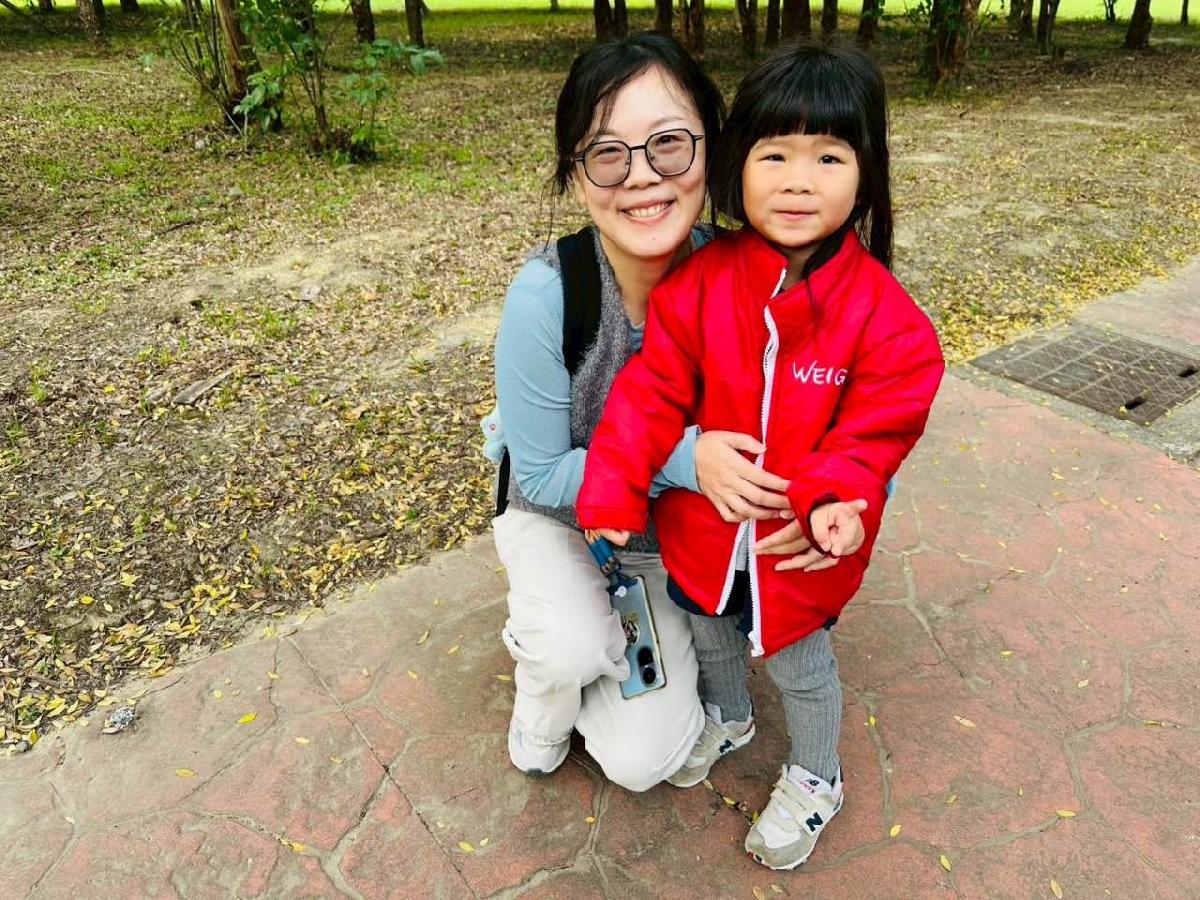 efa258a2-300a-4608-ac57-fa8969717730