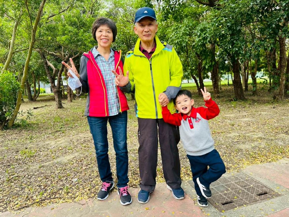 8083f594-b040-4039-8712-df1b86b46cb7