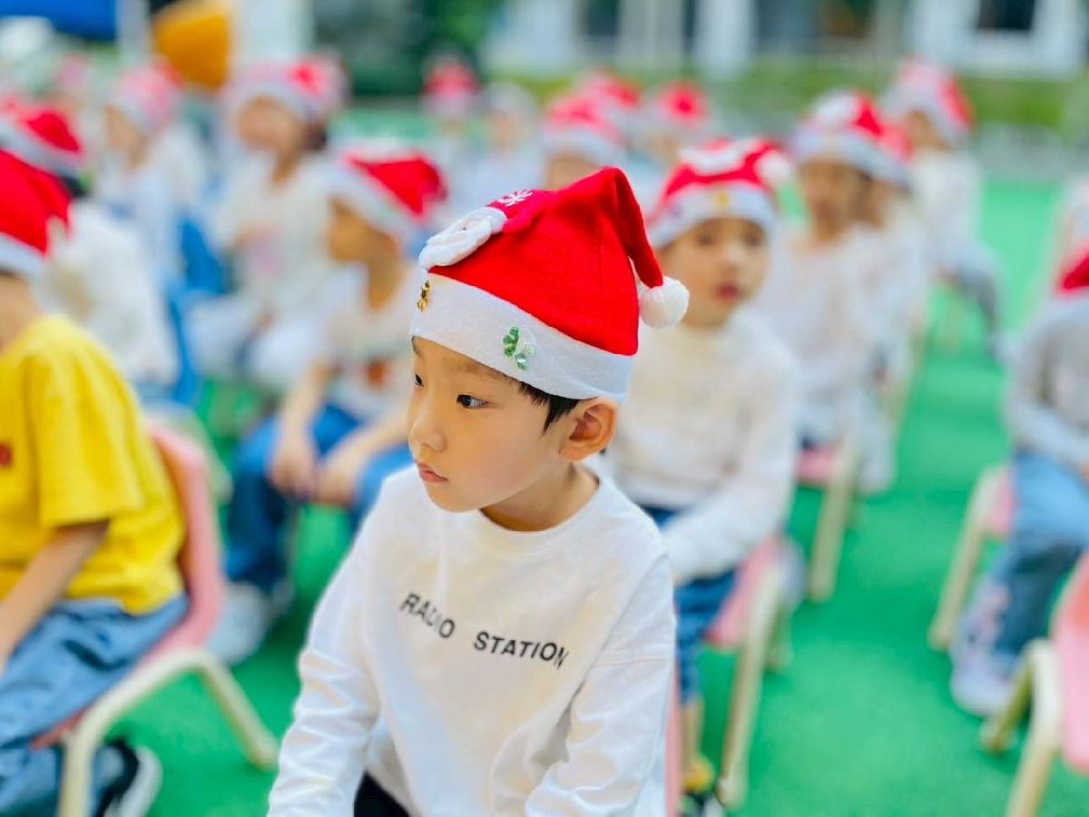 82165e19-3705-44eb-aa28-ea868c96e7e0