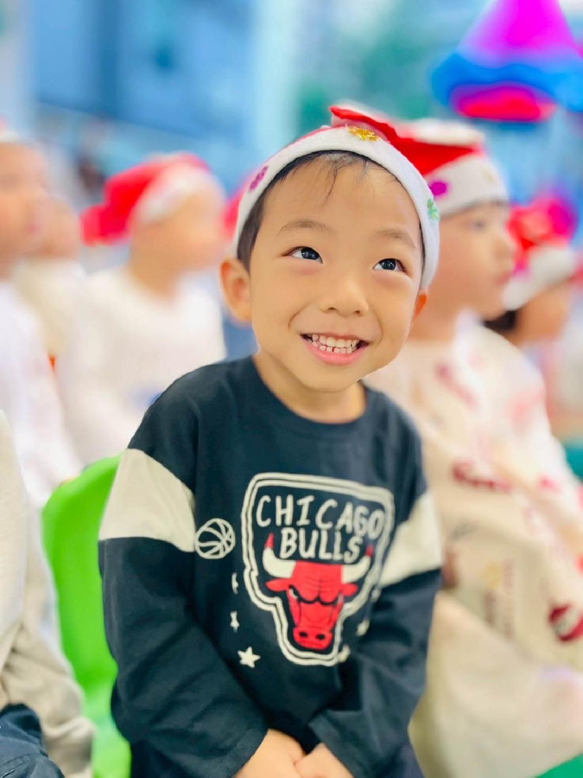 e658ea37-fc17-476b-97b6-19f6e5ecf856