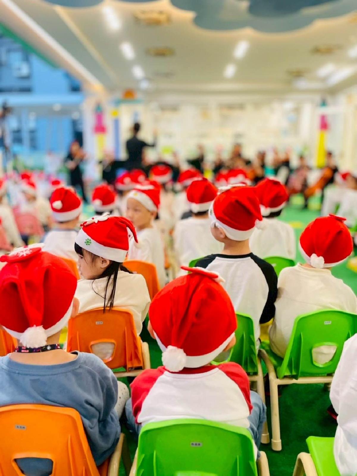 94dfbdb7-b66d-4b13-be73-a2b9dd48e88c