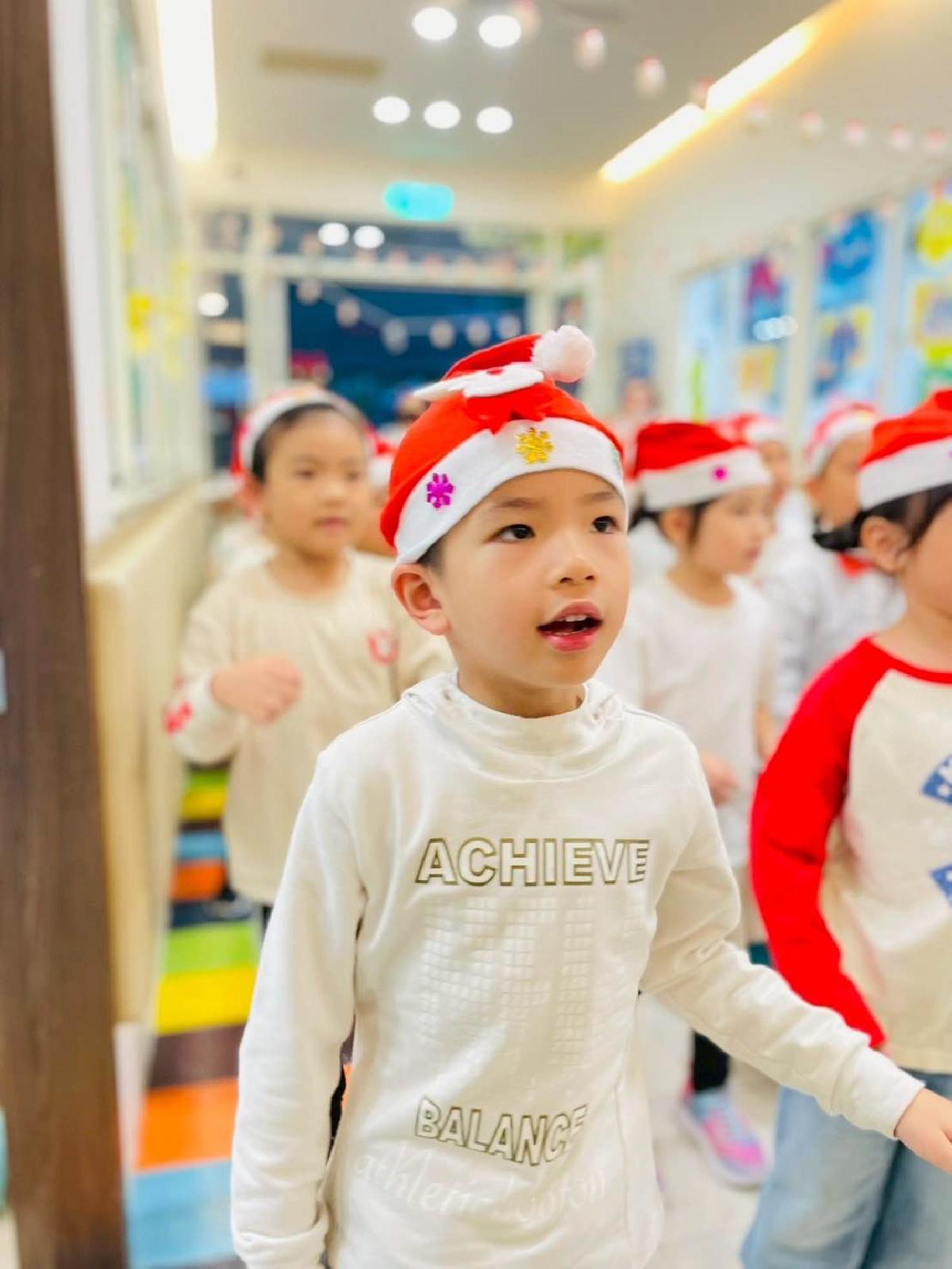 aa06991f-f12a-4a42-8f42-01d3954d8bf2