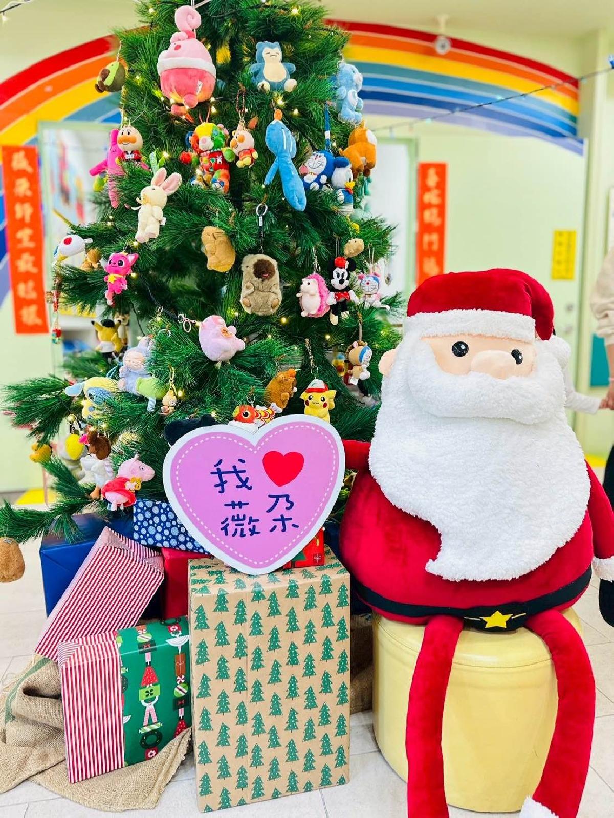 da89ff81-529c-421b-9849-e2a454e2f039