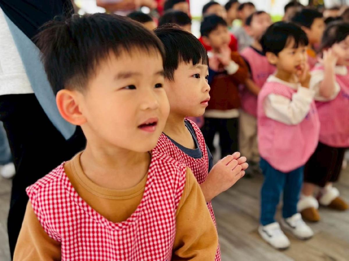 b1aa677e-0760-4170-ac78-7f407b4646ba