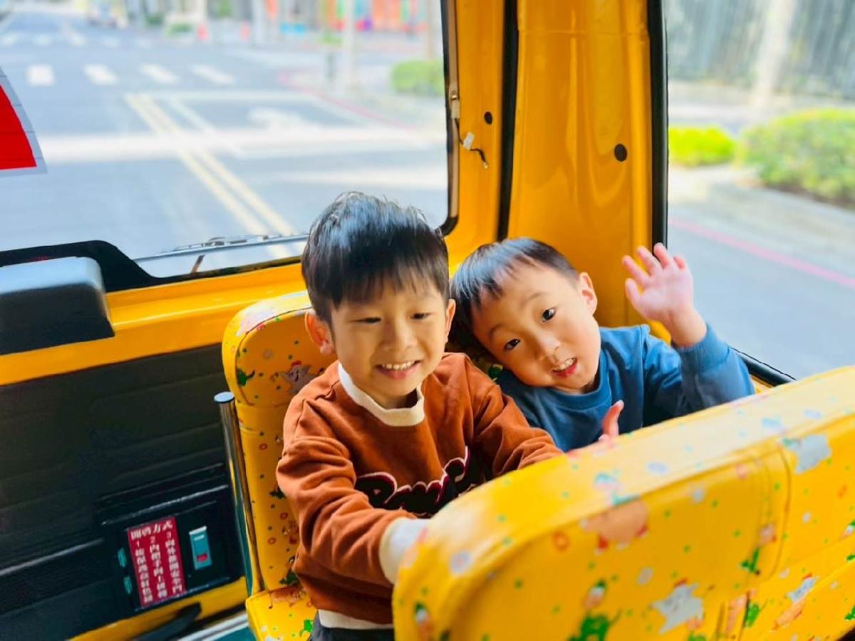 ab42831f-85a8-49cc-924c-2176c9847a43