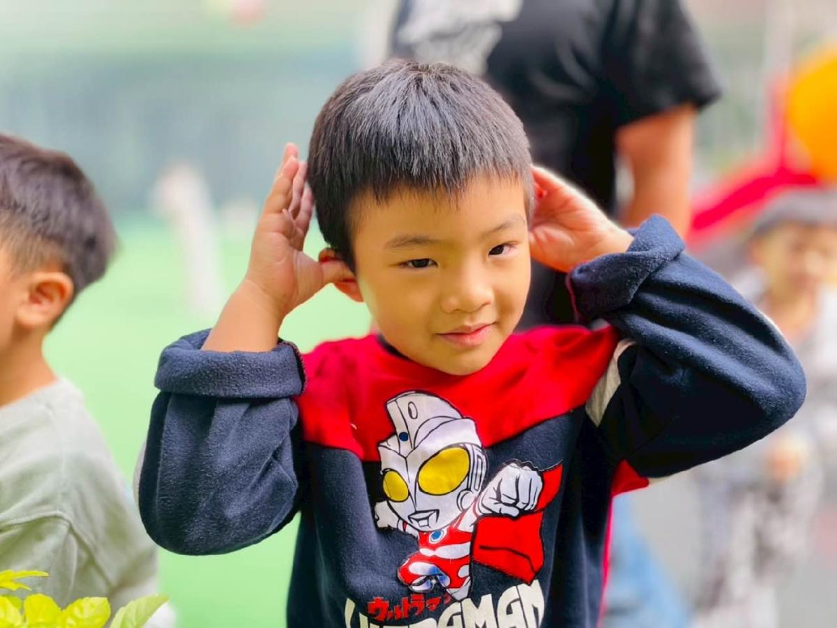 a4452fa4-8187-405c-a40f-1633522eb595