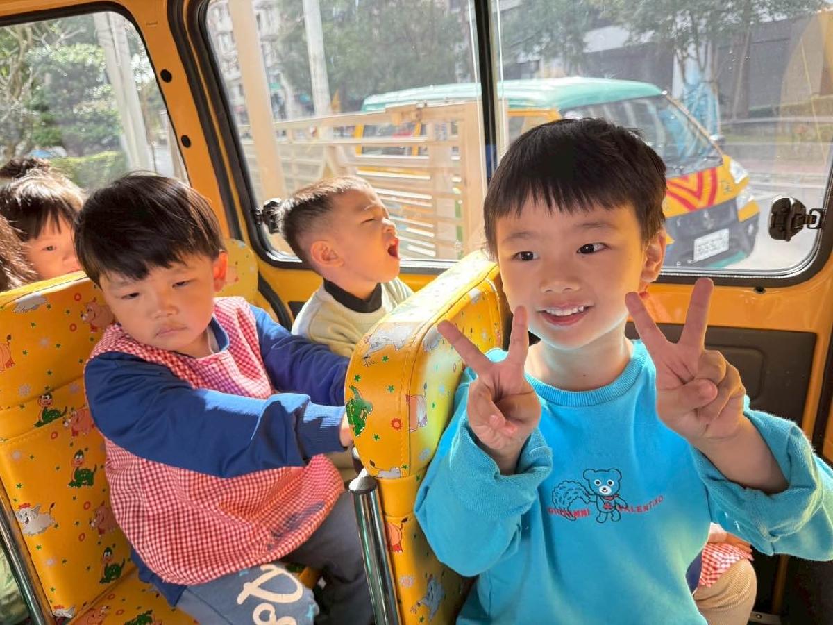 f1784e2c-57b3-40f9-910d-58dba6f44429