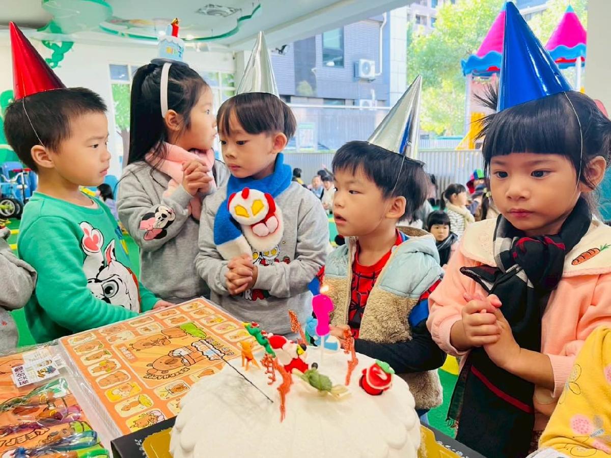 b463d9a2-af71-4118-8c2a-ac696742cbfc