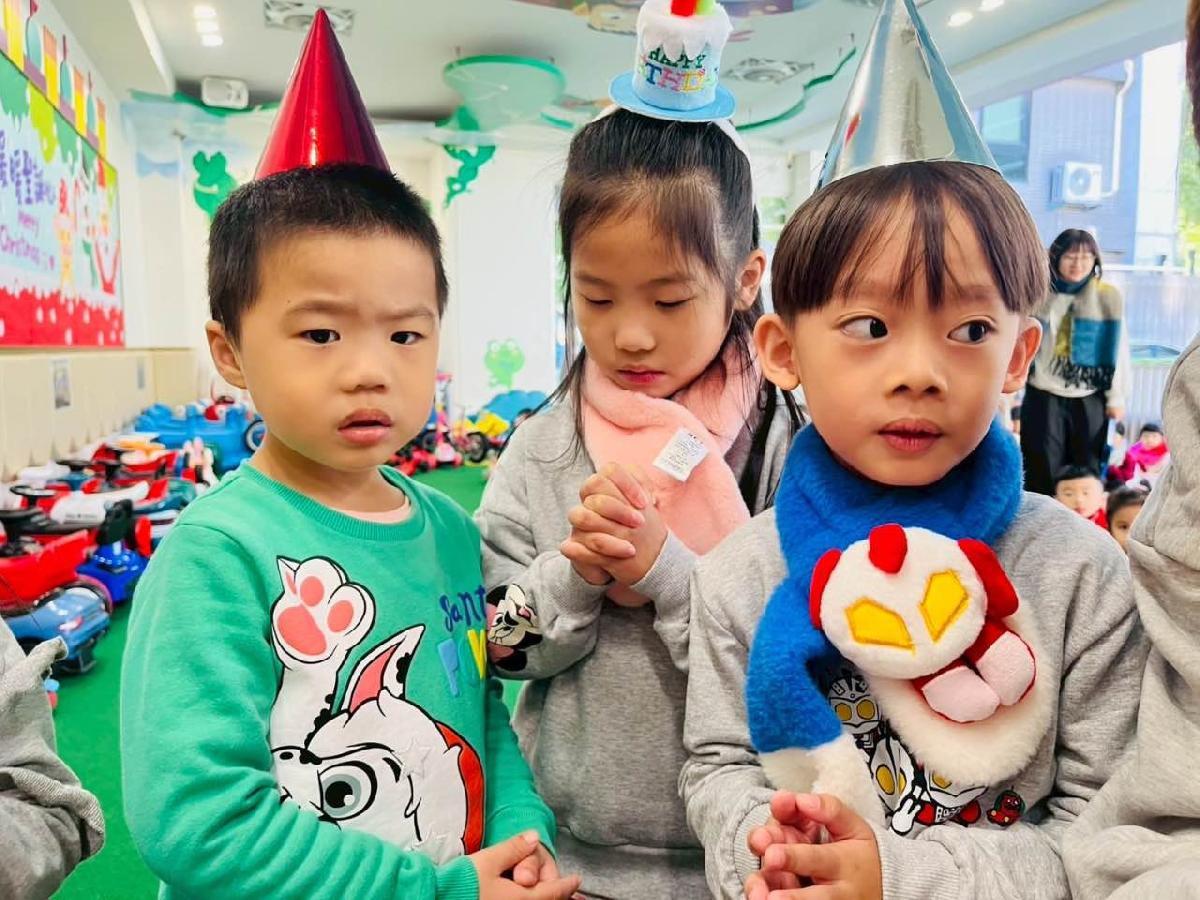 e2c8c3a8-a8ee-44b6-9a83-fa9bfd794411