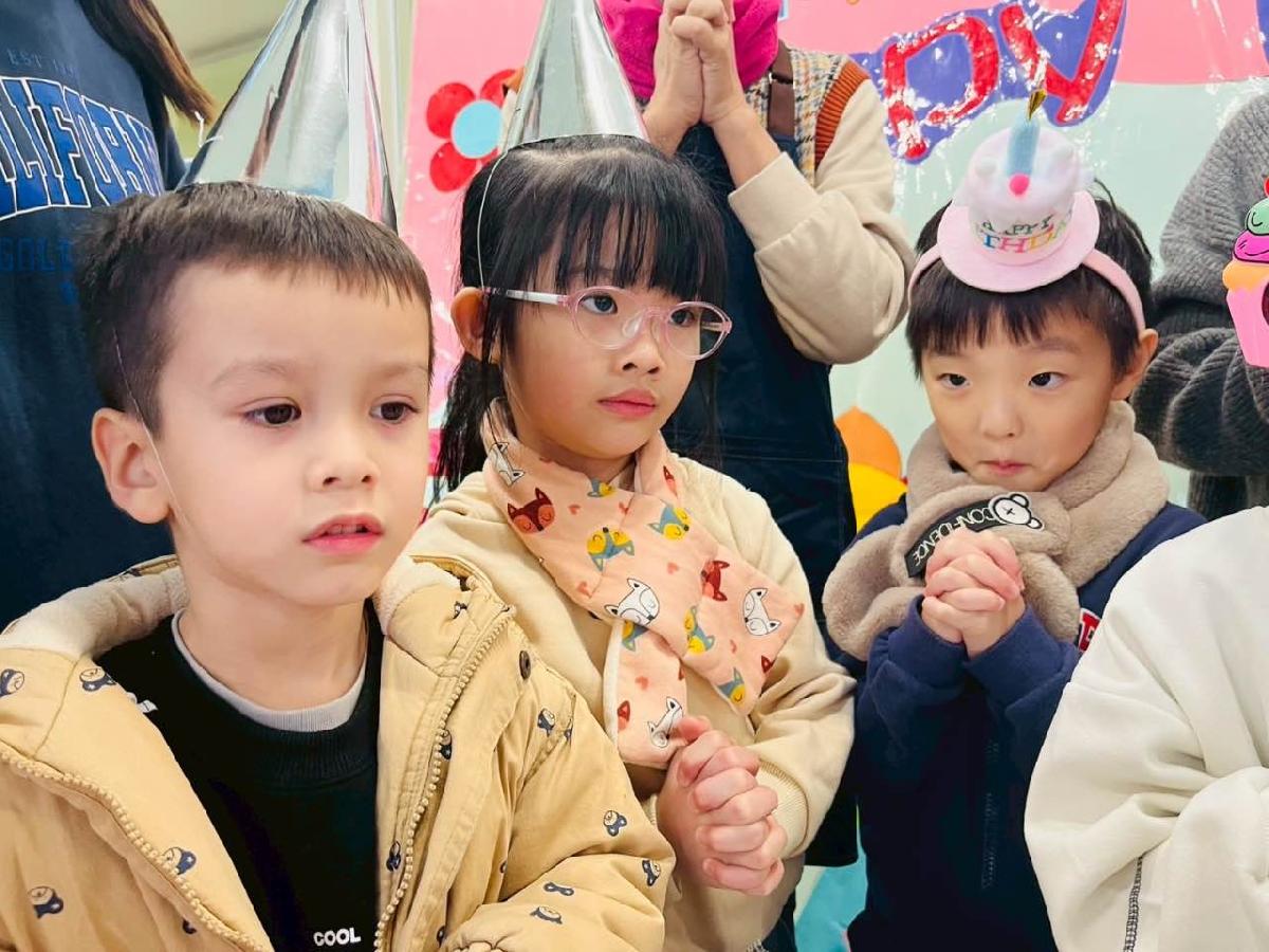 a2ba0caf-2d11-48aa-abdf-61c6a527e2e9