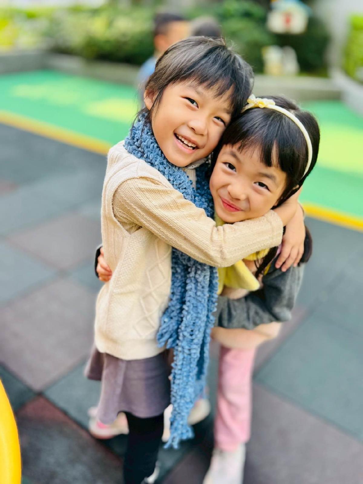 8599f718-d7c2-47ce-8a75-1ab1ee69d033