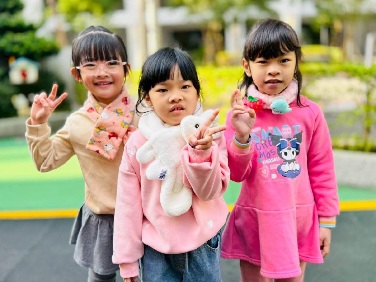 ba5fb83b-9eee-407d-a041-22c84a6a722d