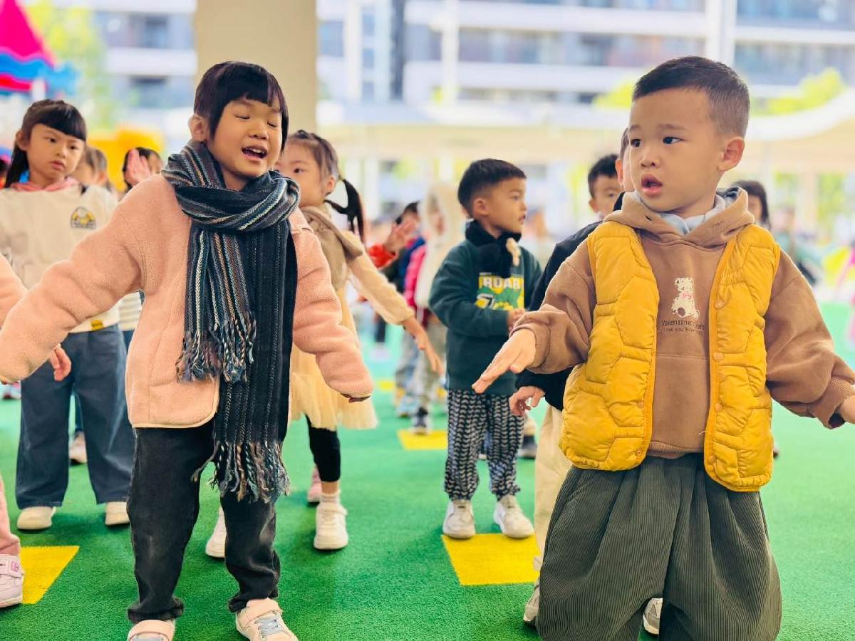 747563a3-c551-4cb5-b15f-1007eb74576a