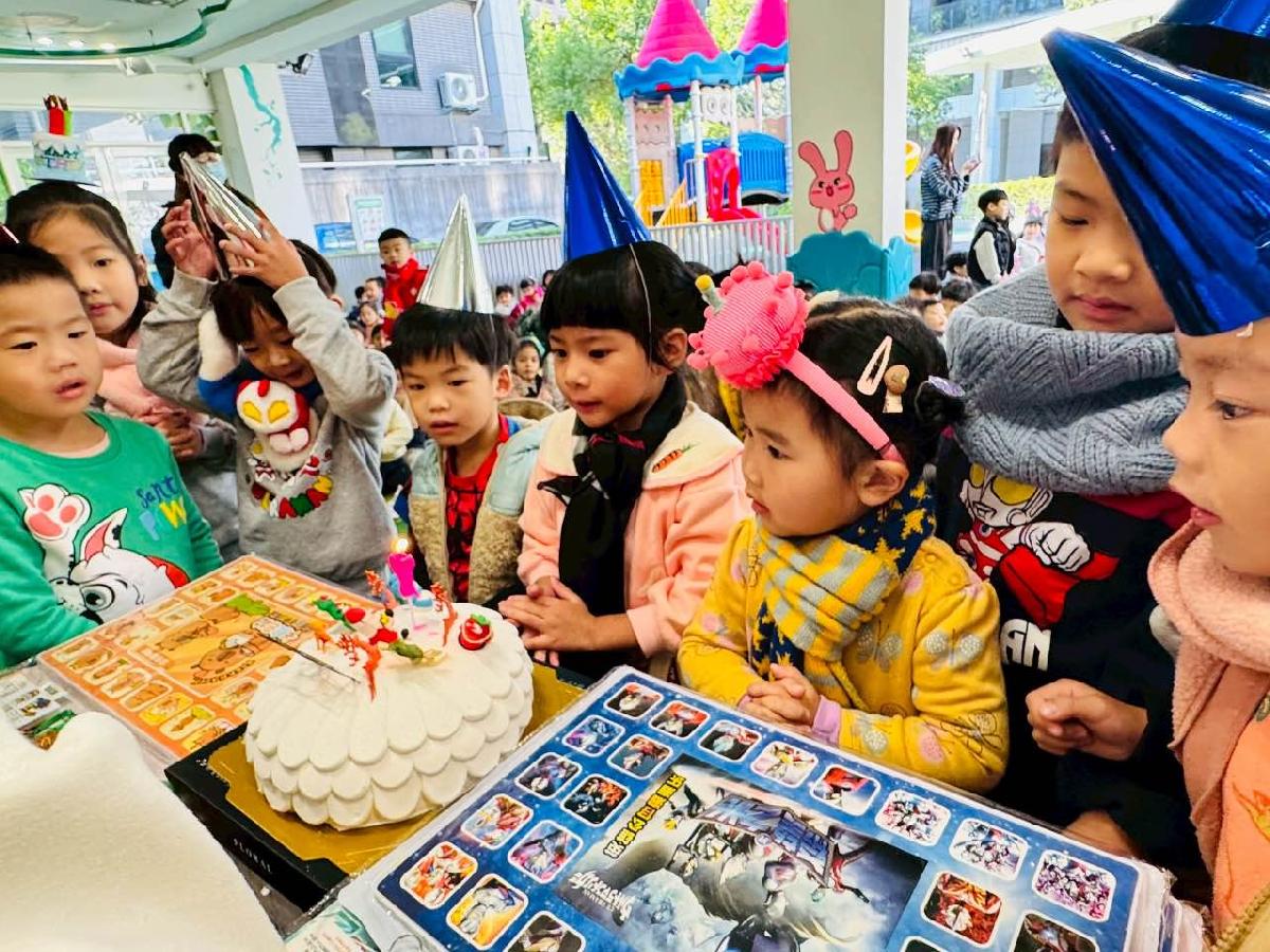 8d513633-75bc-44f8-997d-bba304fd21ba