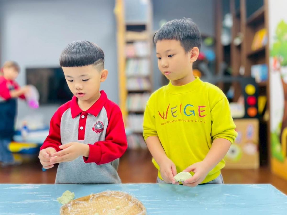 b5eb890c-9b1e-4c3f-ba44-bb27af3abf60