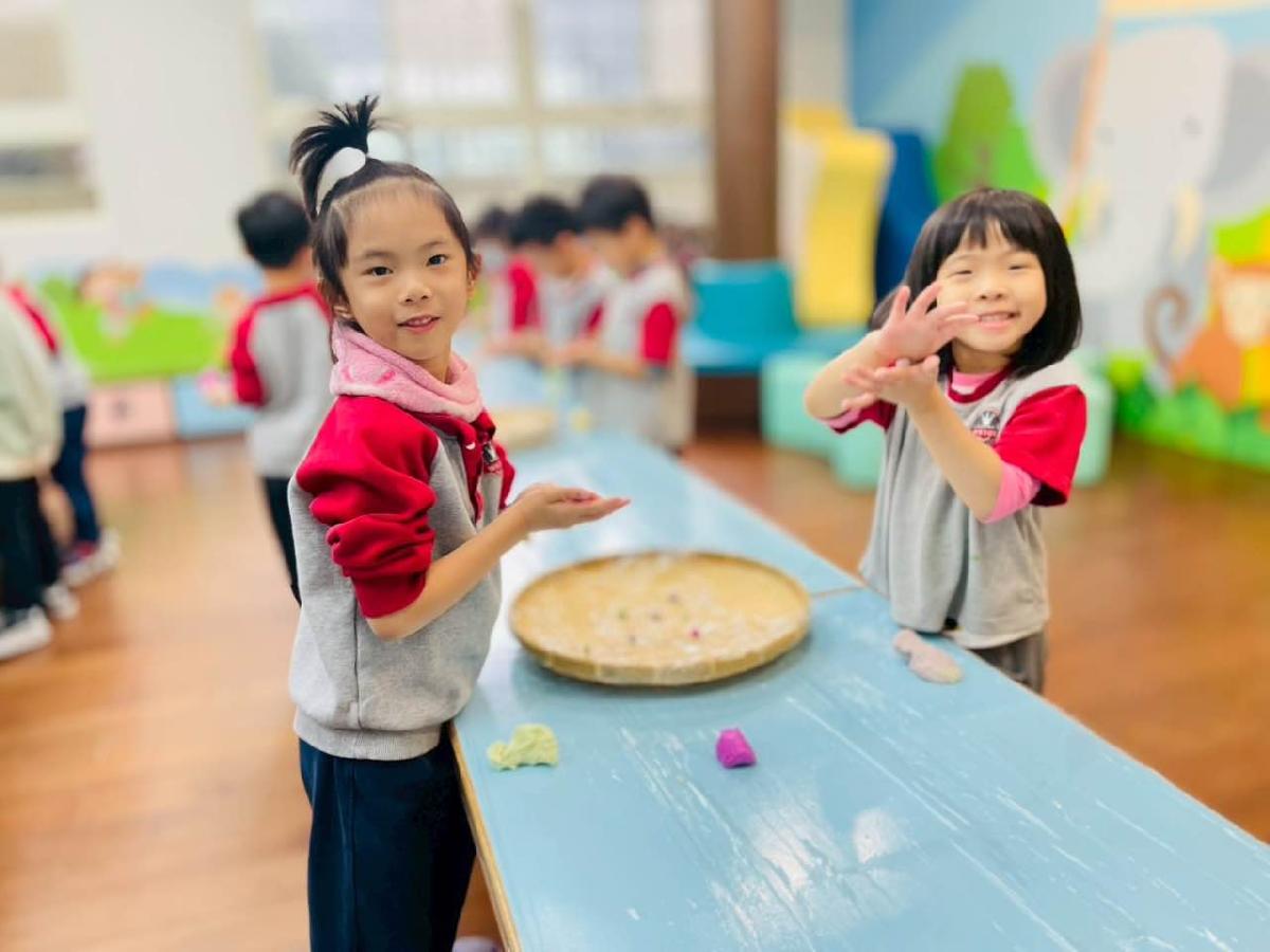 19218528-2bcd-48d2-aa3e-bf9f666ef5a7