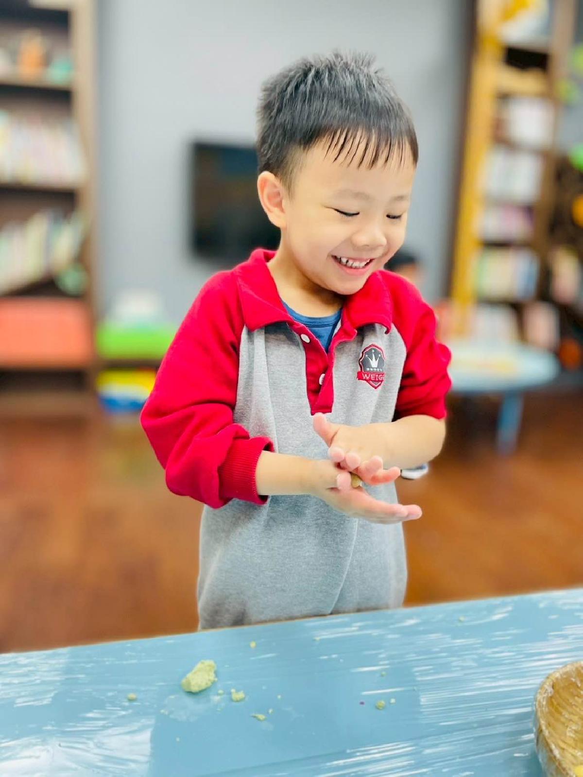 21fde98b-5e4d-4048-b918-64177e2dabd8