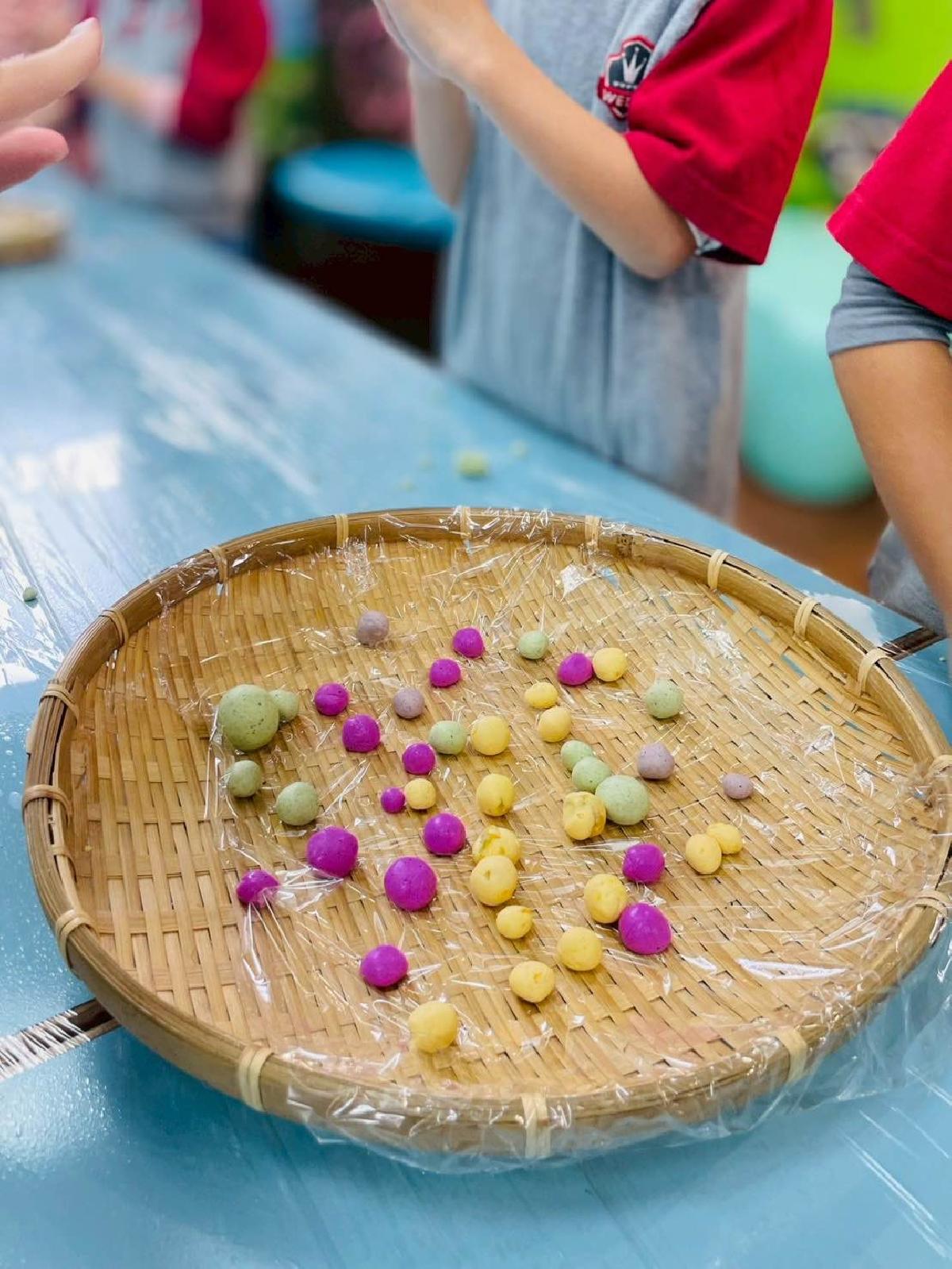 8c45b7e7-9bf9-4fa1-acd7-06a5fafe6fad