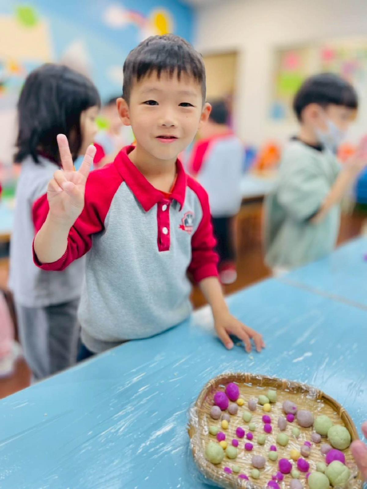 7df2c6f0-c4d1-46e1-a6e3-0af95f9a52e9