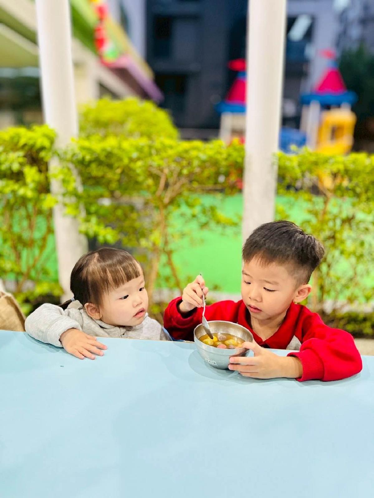 efbcadff-1de9-4147-aaf4-d3e431a10fe7