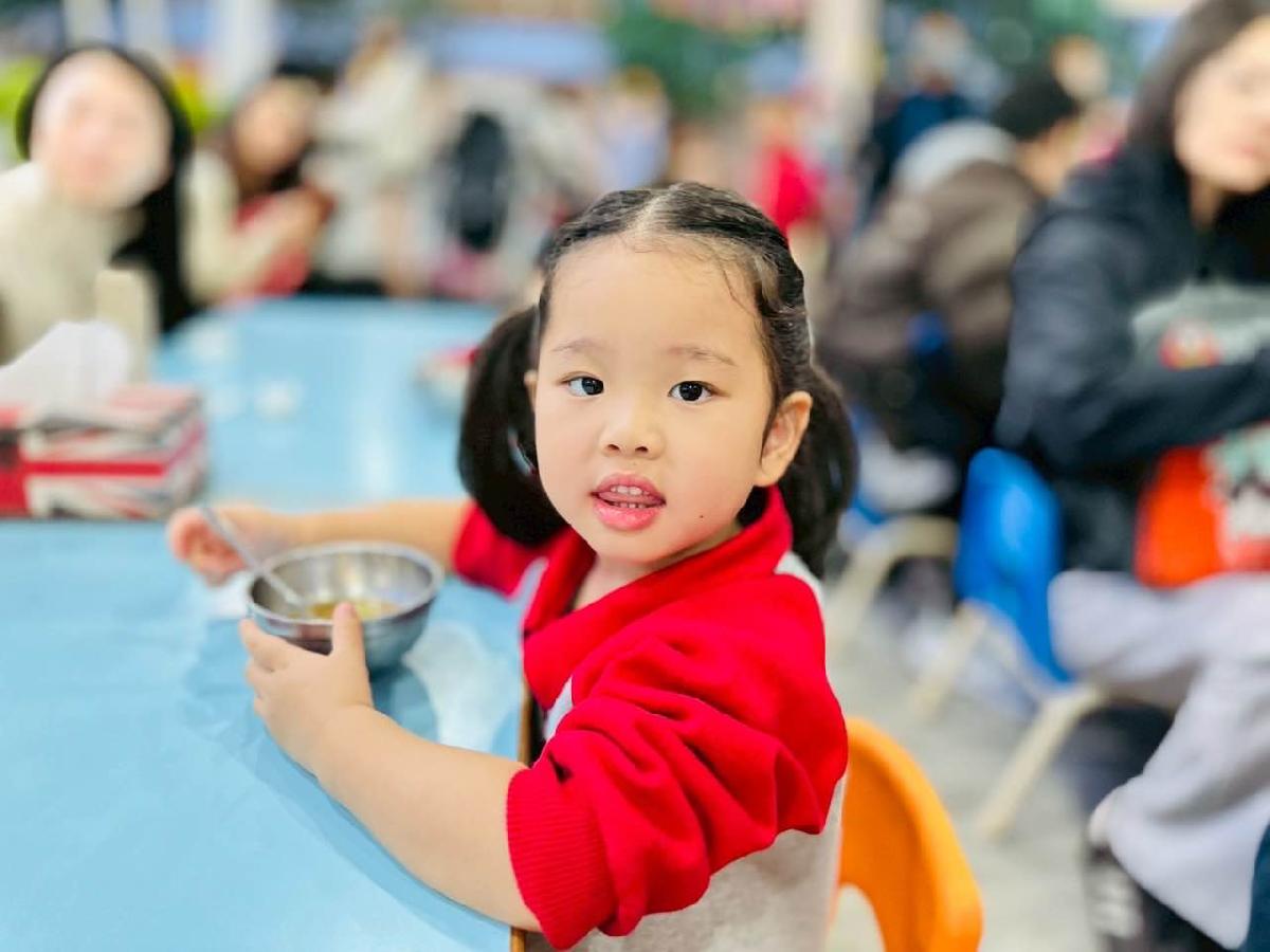 e0499308-3f24-4695-9d3d-76d1a49ae75e