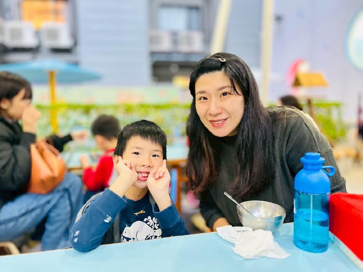 2250dffc-d3e7-4fb5-8647-b57db6eb24ed