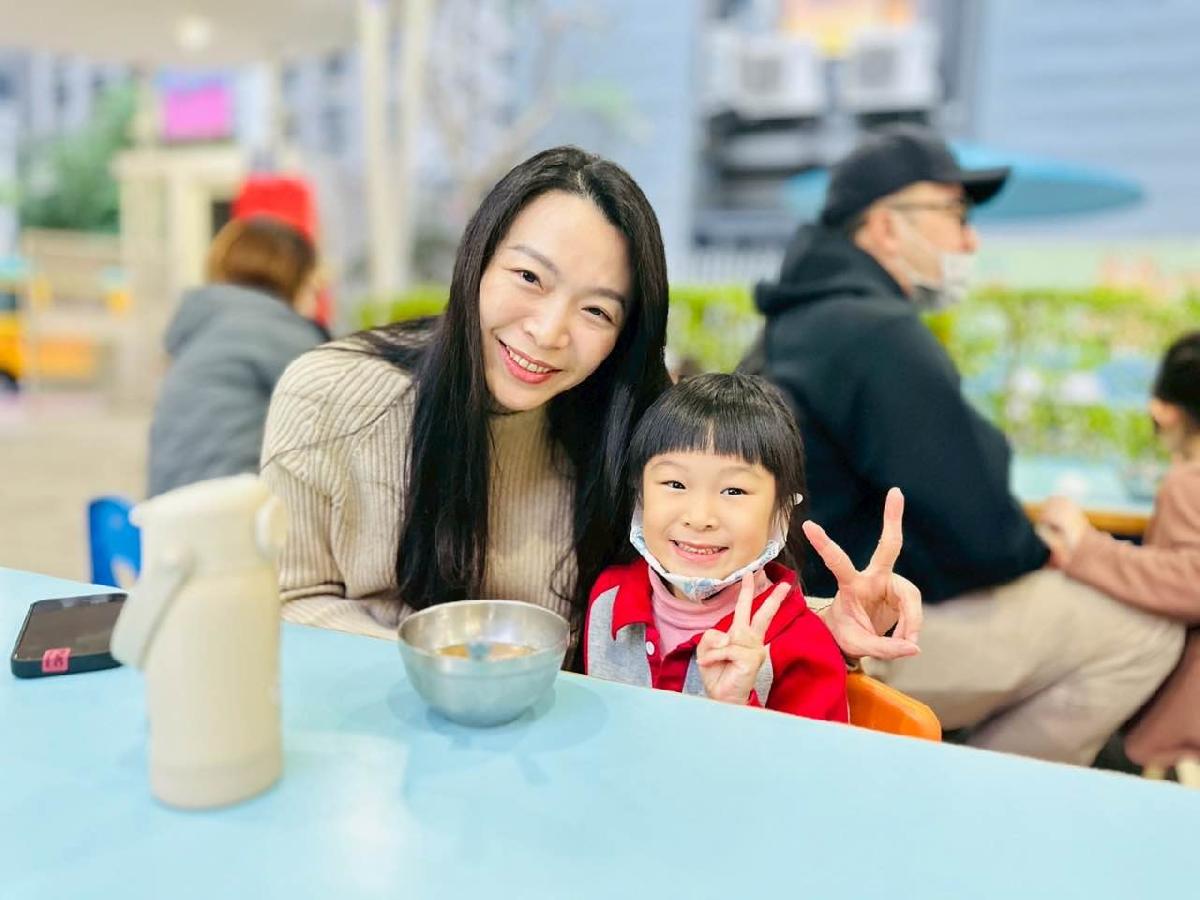 9c9d778f-67c7-4621-912f-cecd1a6d0f7e