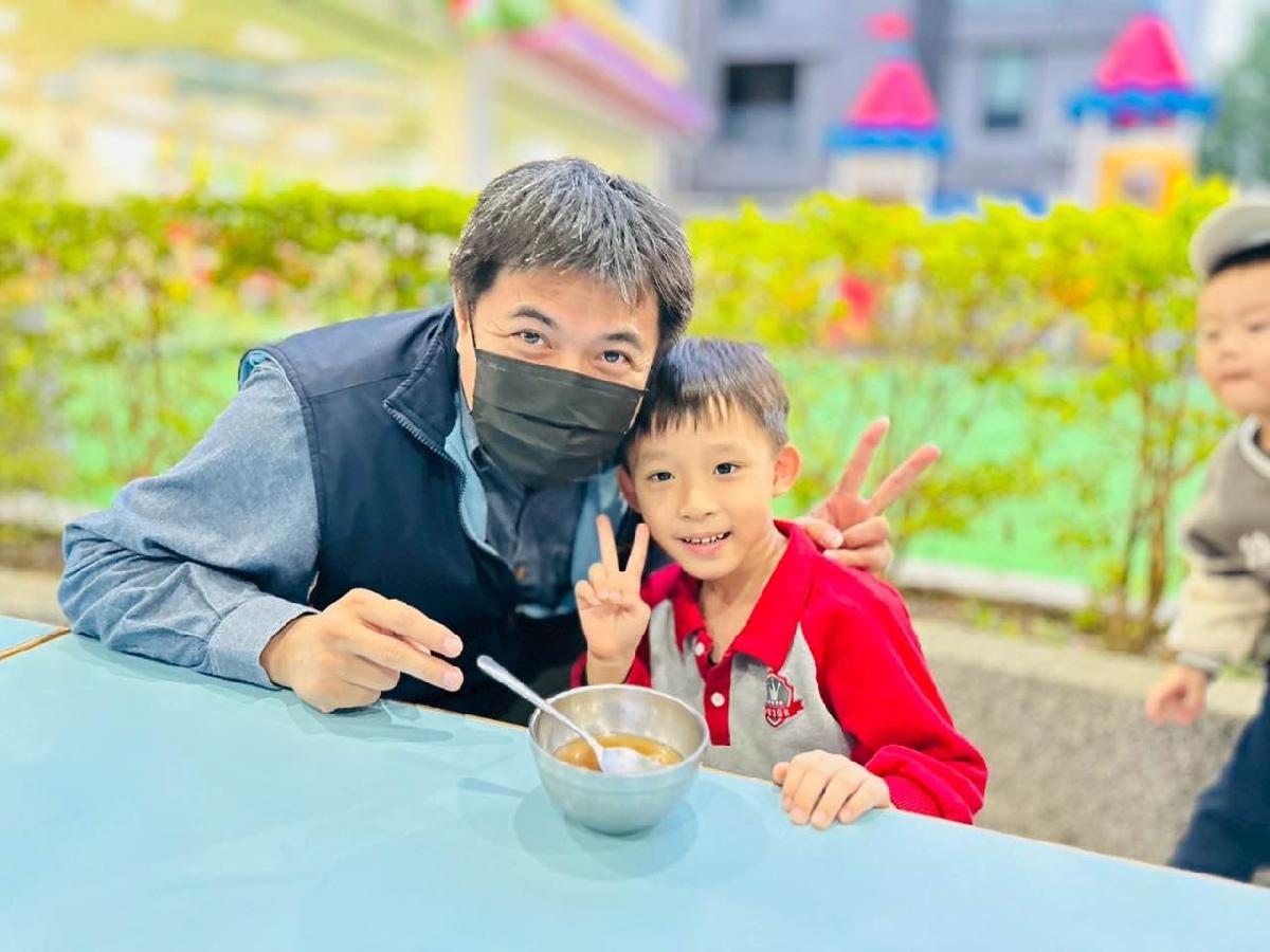 348ff55d-2aee-40b7-b6fc-b3d984692326