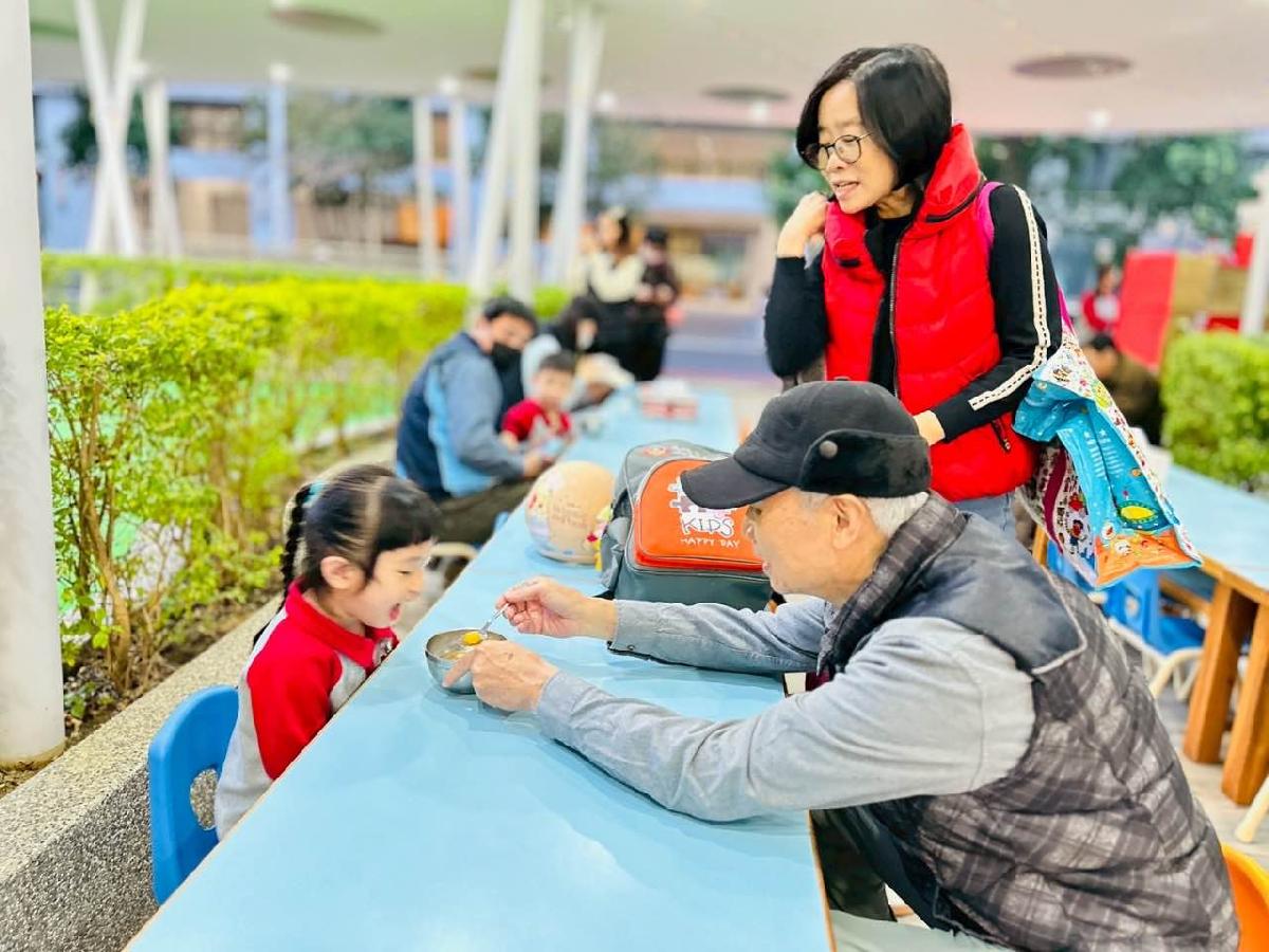 fa4c9418-b6b8-4be9-a600-47fc5a12a6d4