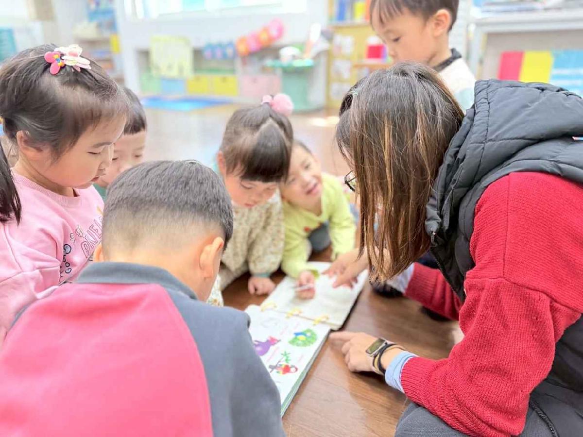 line_album_20251223媽咪說故事_251223_8