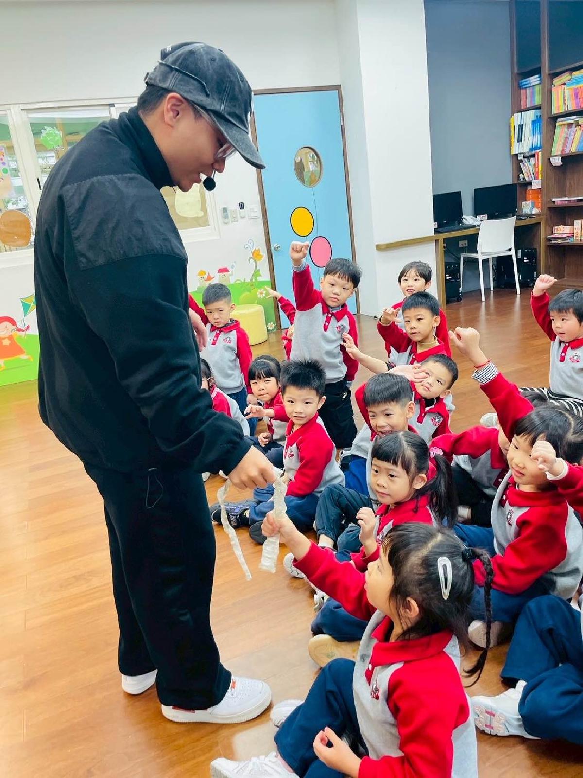 b05ebc3c-f376-47cc-a172-7e720dfceb19