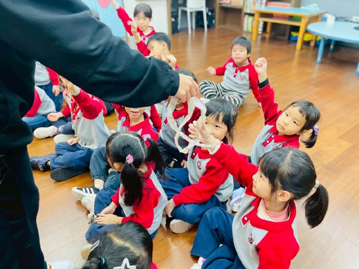 ab67b1f3-0140-45f0-be1d-2c7a9118baf9