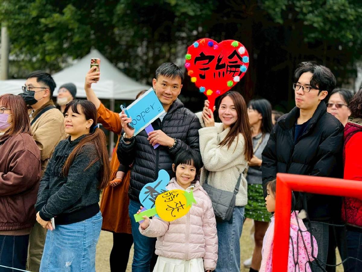 16ce2be2-7219-4fb4-9ec6-0a0f96d1634e