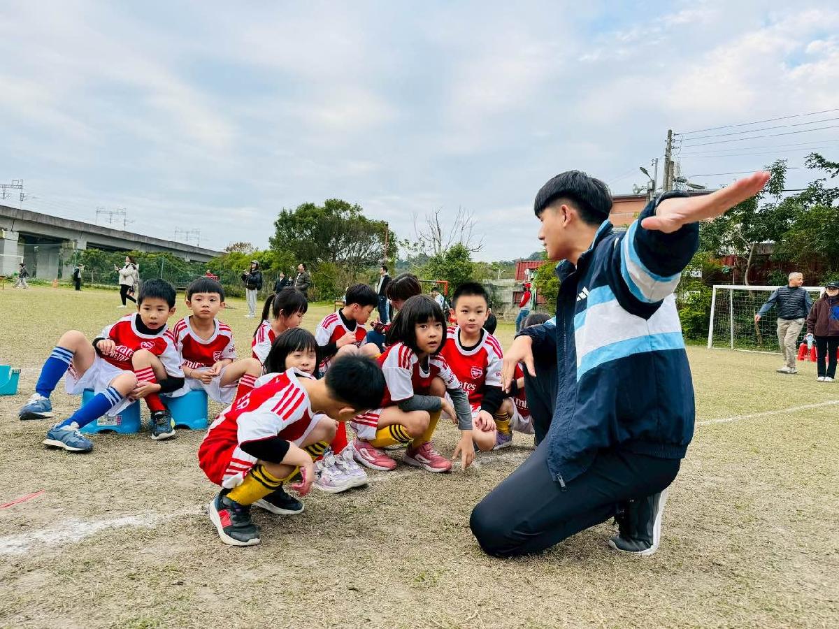 b5d1a4ab-ca42-41cd-bc9e-efcadc69c200