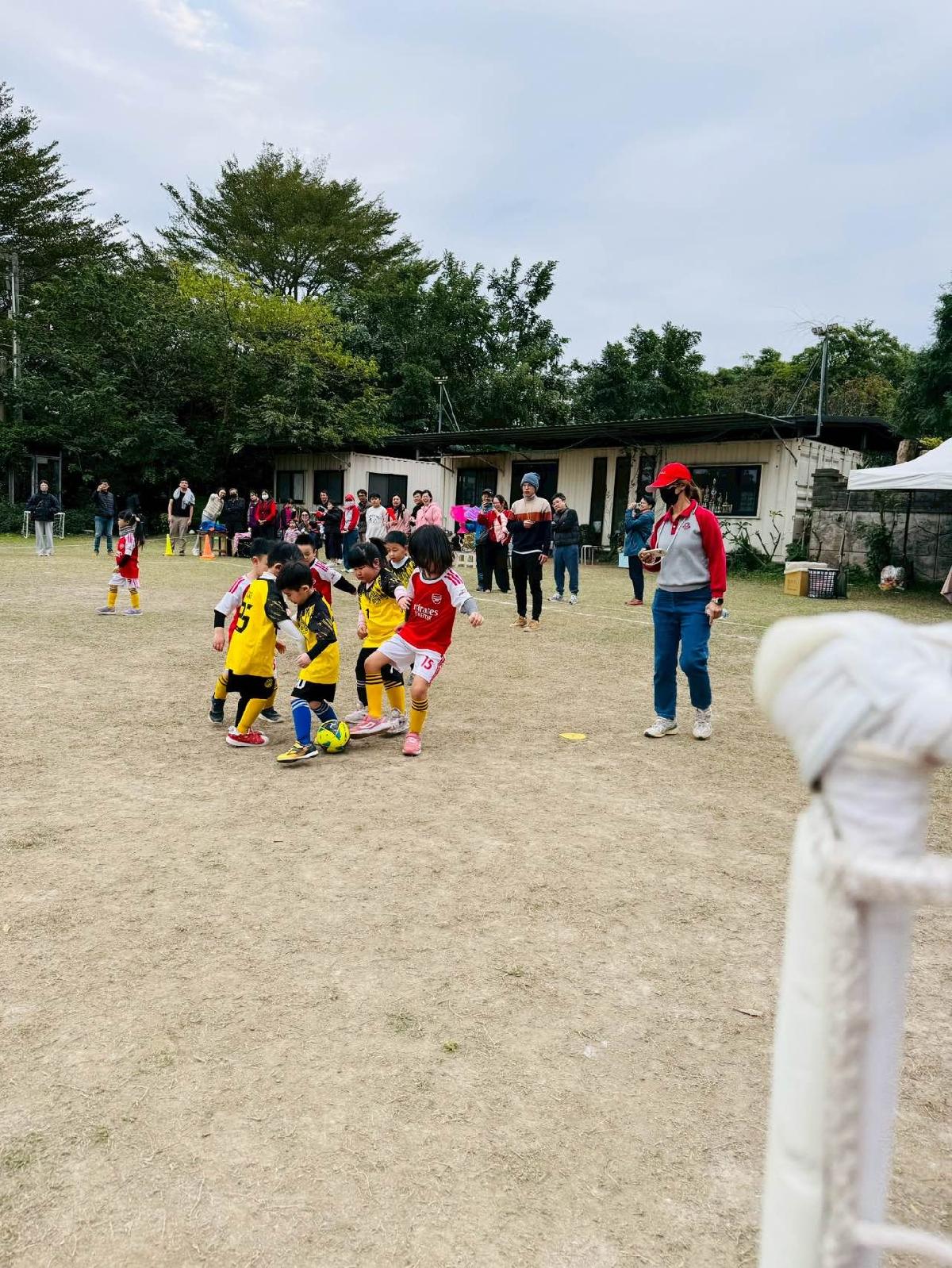 994b5ef1-27f0-4876-8f7b-7ca8f3a586c9