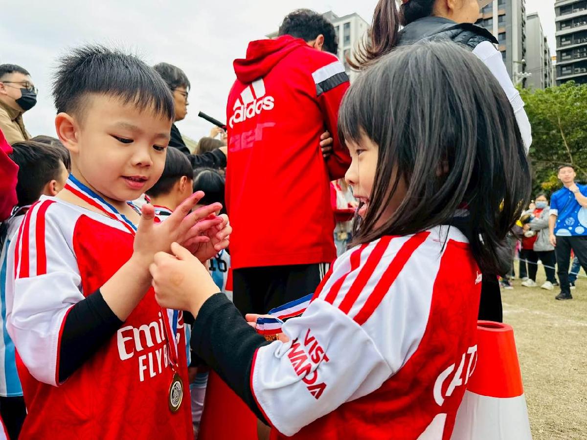 3c5b5a87-f035-4d40-9cb3-9c33bd440c40