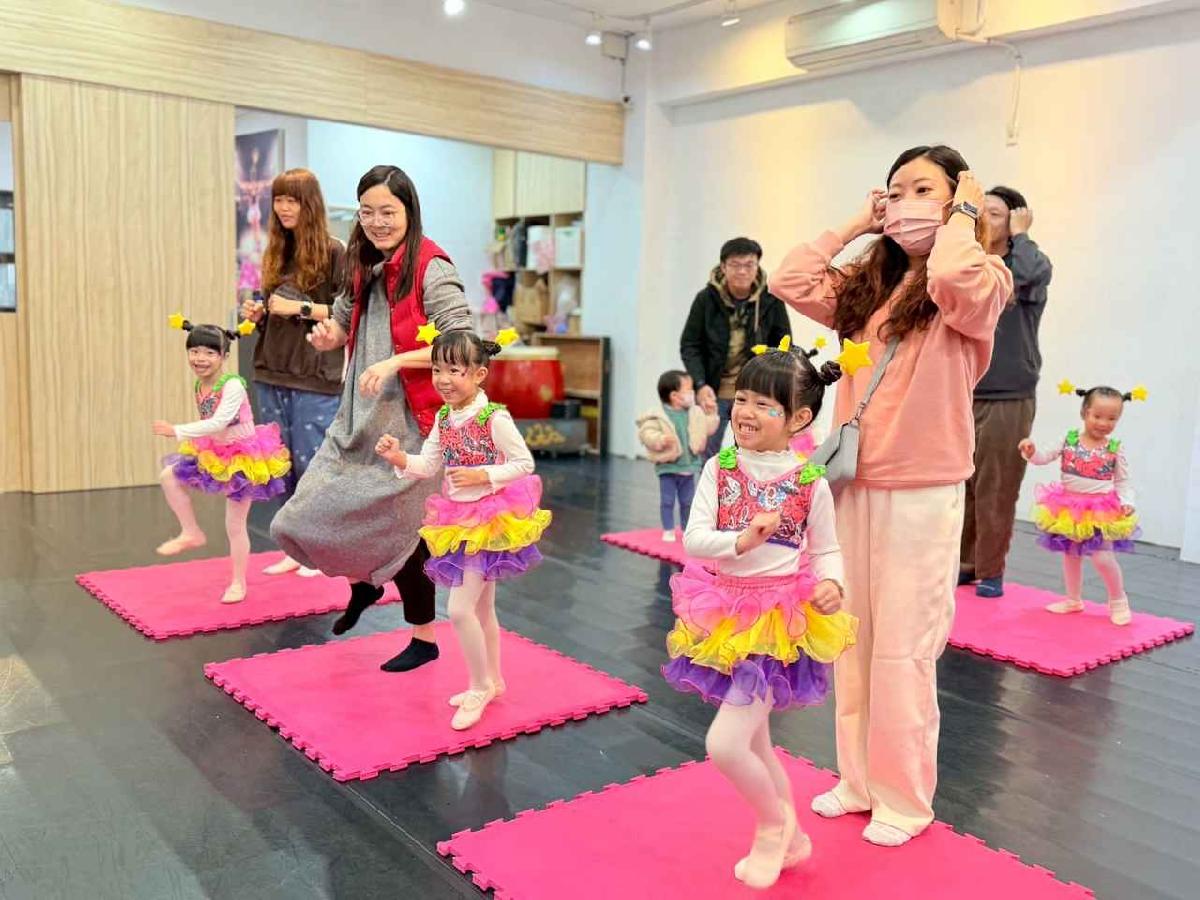 line_album_舞蹈成發_260116_165