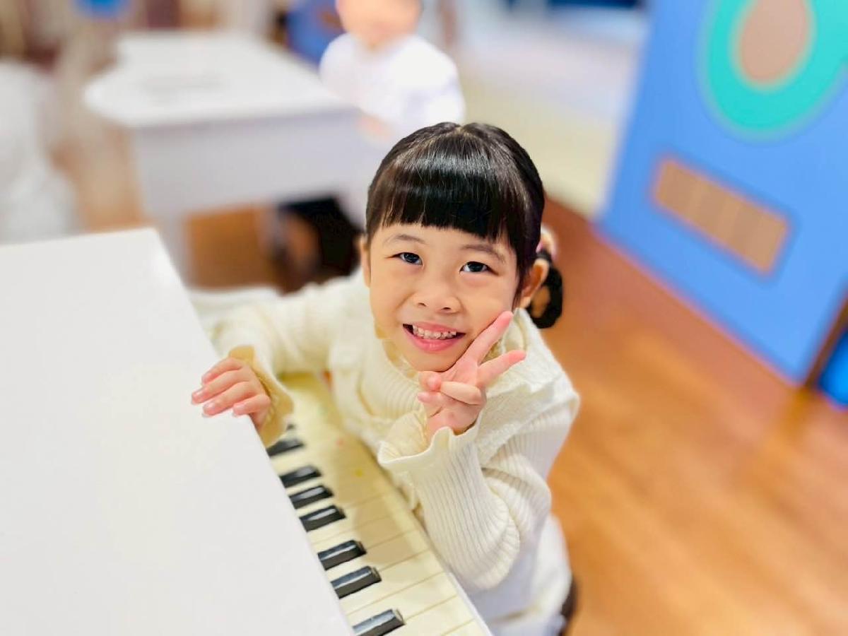 f908c9cb-8f73-47e4-b3f7-ef9cbad03baa