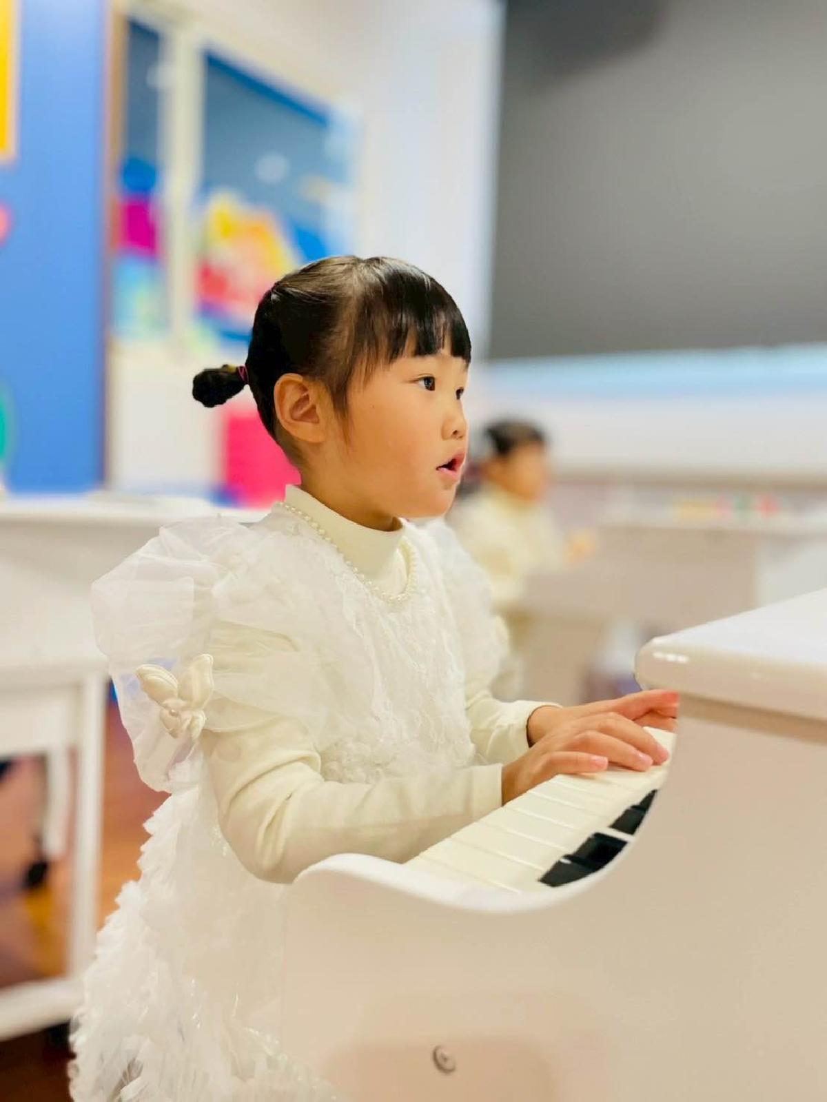 92884ed7-edfa-4411-9da8-44d2ea86b29a