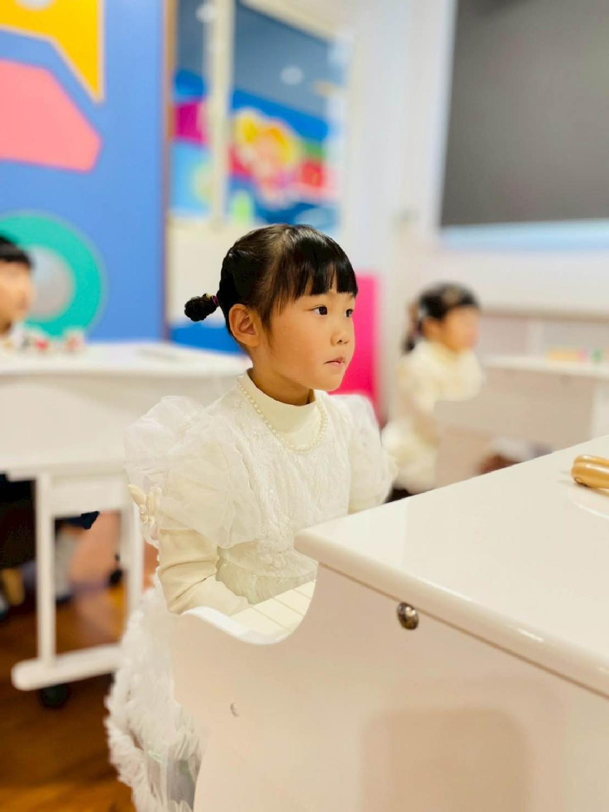 4fcba981-3168-4b37-adb6-17abc2275318