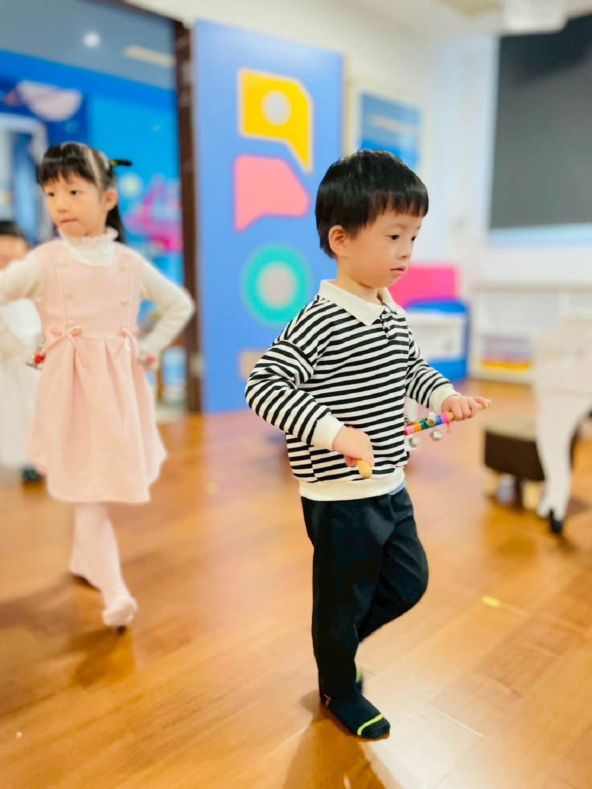 25403437-d831-4ef1-92f8-d16860eb49d9