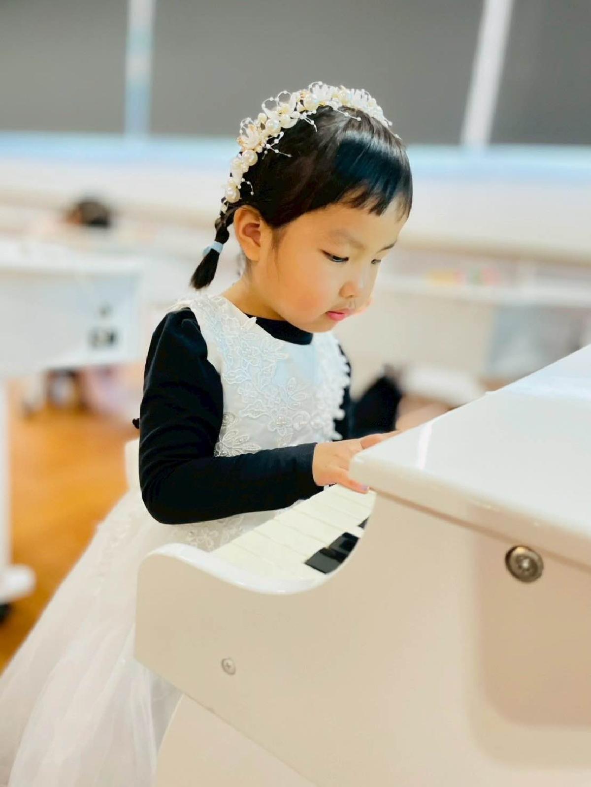 69489d30-37fd-41d4-a885-82e3a8a007d8