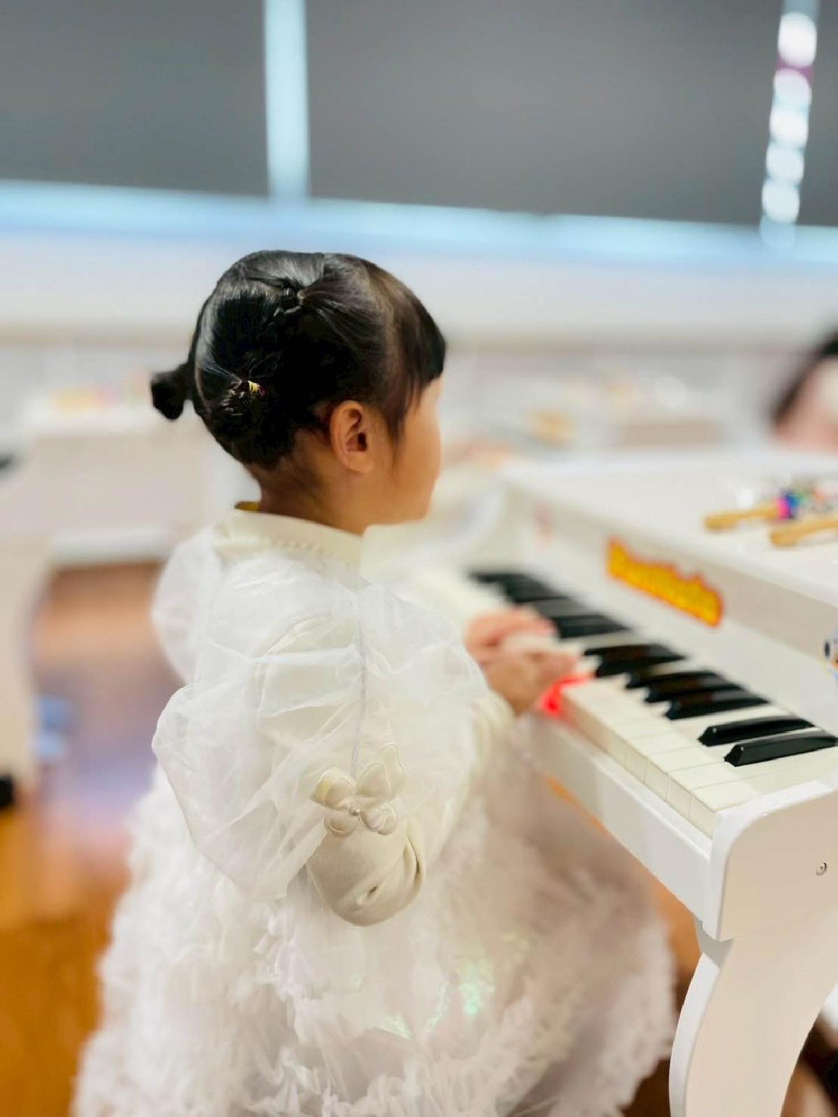 7d908aaa-d584-4071-a4cd-2fc04d90b3d3