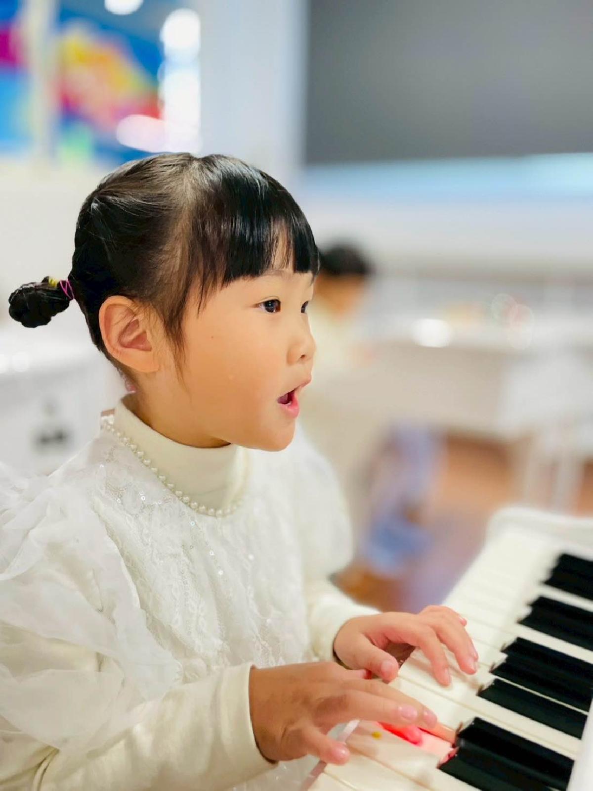 59ab0320-1d31-4b21-bbdb-b8ee642bae85