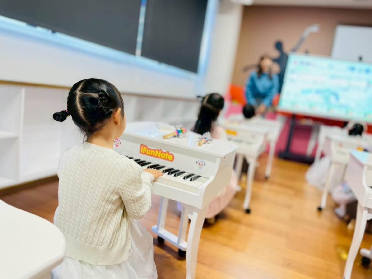 694c4976-5ddf-4a57-853f-01f321a18ef3